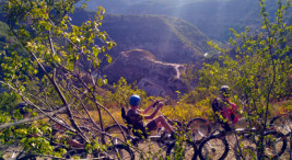 Randonnée en Quadbike à la montagne de Montagne de Chabre - Gorges de la Méouge