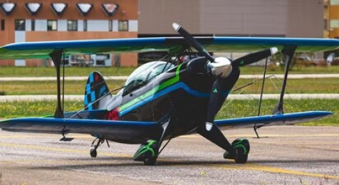 Baptême en Avion de Voltige près de Toulon 