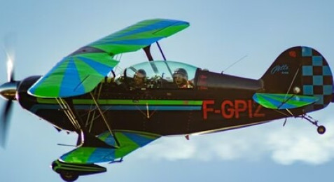 Baptême en Avion de Voltige près de Toulon 