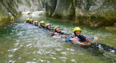 Canyoning à Saint-Paul-de-Fenouillet dans les Pyrénées-Orientales près de Perpignan