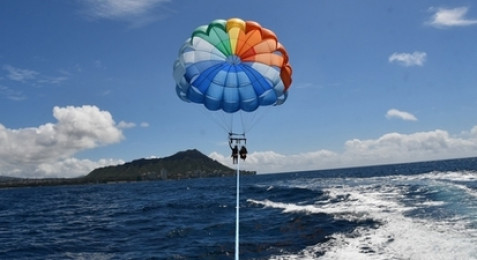 Parachute ascensionnel à Six-Fours-les-Plages près de Toulon
