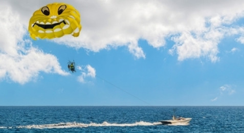 Parachute ascensionnel à Six-Fours-les-Plages près de Toulon