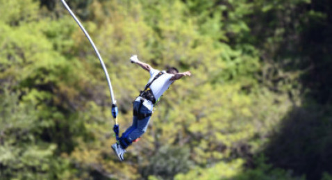 Saut à l'élastique à proximité d'Albi et Toulouse