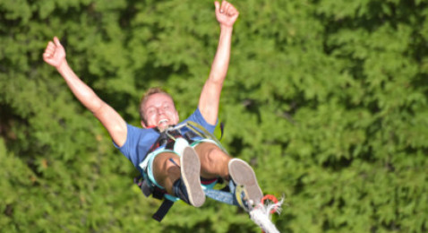 Saut à l'élastique au Viaduc de Coquilleau