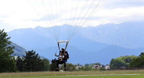 Baptême en hélicoptère et saut en parachute tandem à Argelès-sur-Mer