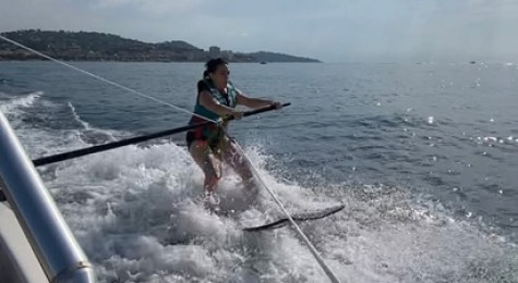 Session de ski nautique ou wakeboard à Sainte-Maxime