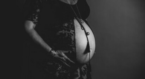 Shooting Photos Grossesse en studio ou en extérieur près de Chambéry