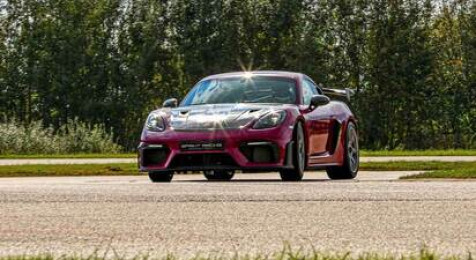 Stage de pilotage en Porsche Cayman GT4 RS - Circuit de Ecuyers